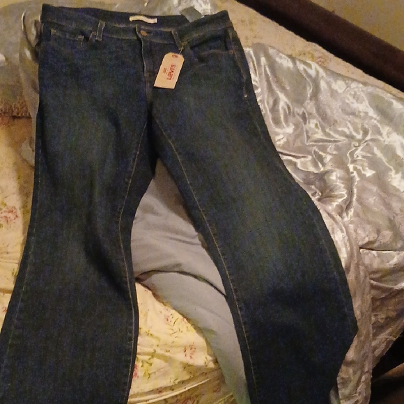 Levi's Women's Blue Jeans - Picture 2 of 2